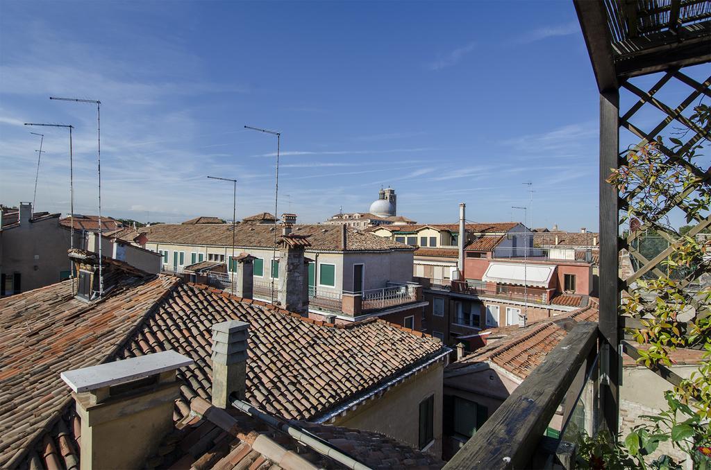 Ai Due Fanali Hotel Venice Exterior photo